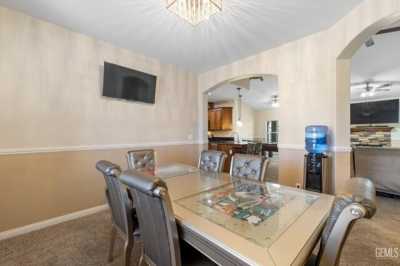 Home For Sale in Shafter, California