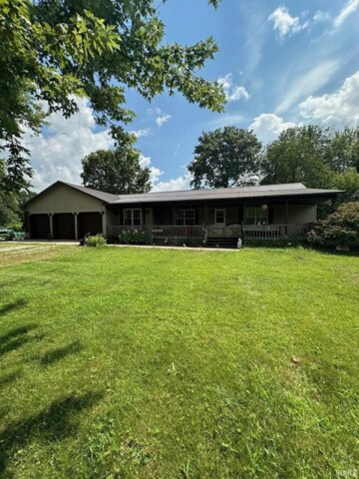 Picture of Home For Sale in Rensselaer, Indiana, United States