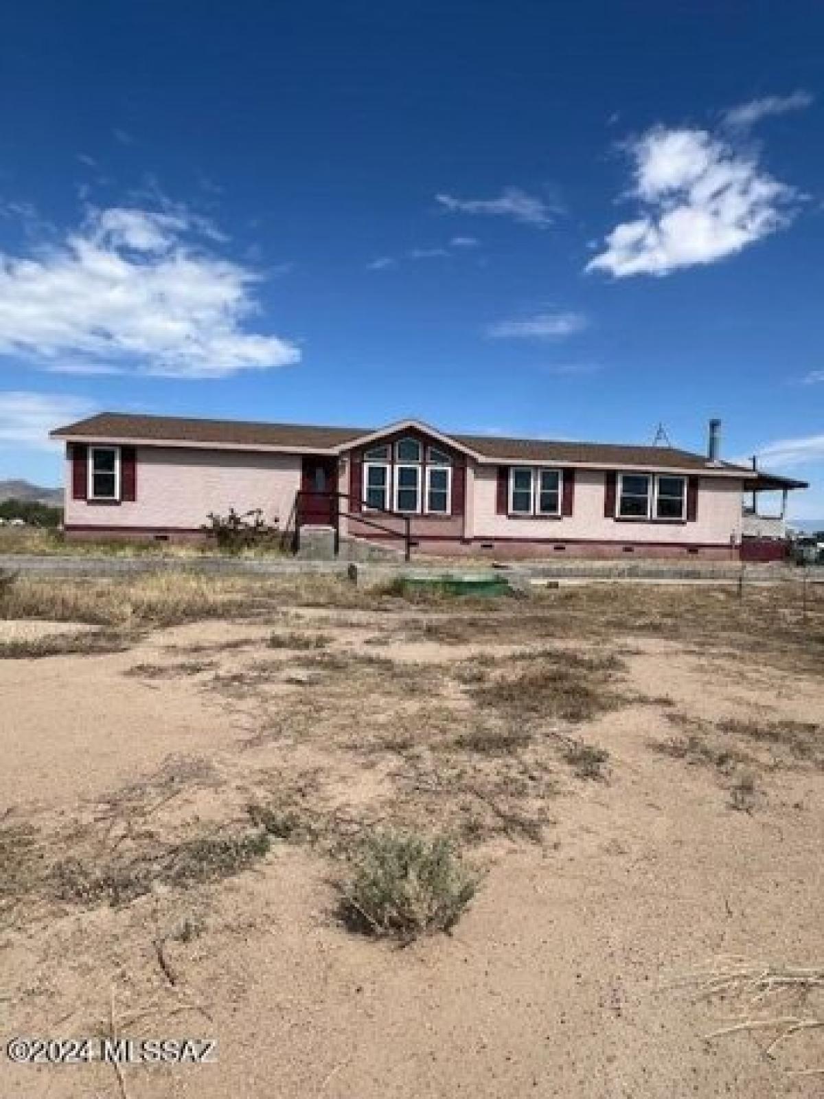 Picture of Home For Sale in Willcox, Arizona, United States