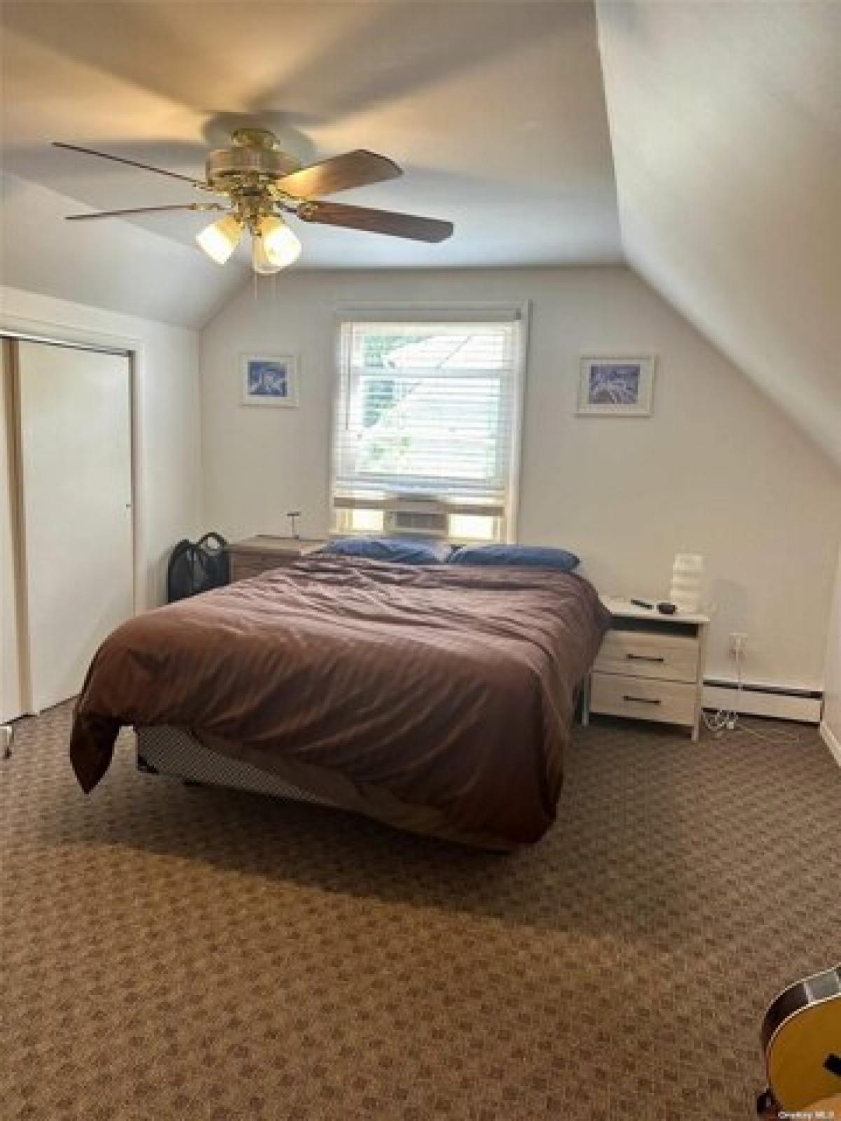 Picture of Home For Rent in West Islip, New York, United States