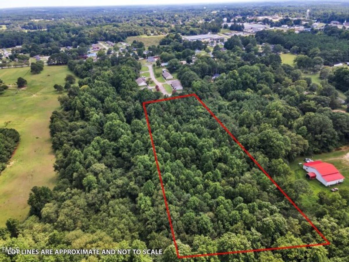 Picture of Residential Land For Sale in Coats, North Carolina, United States