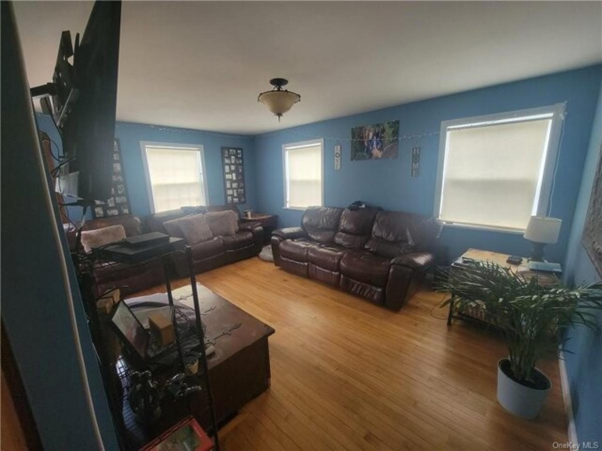 Picture of Home For Rent in Yonkers, New York, United States