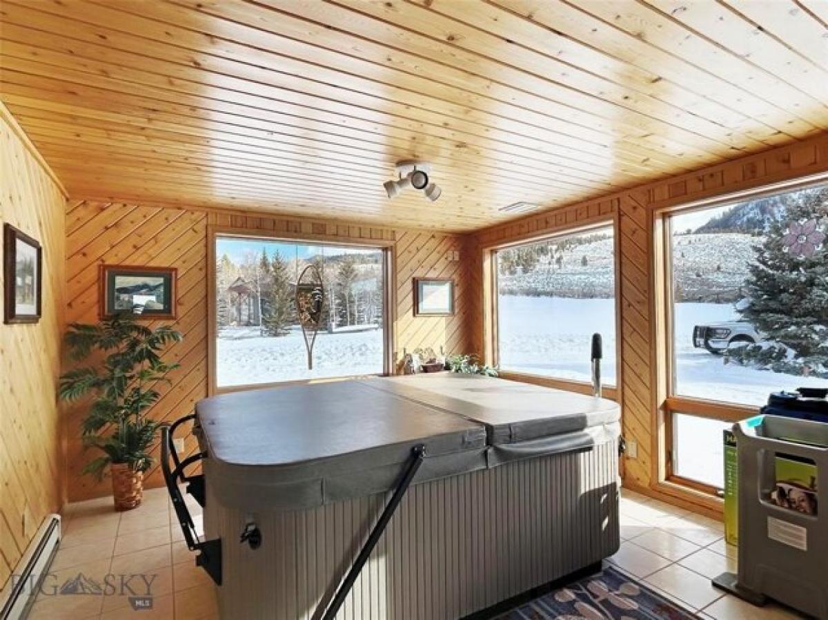 Picture of Home For Sale in Polaris, Montana, United States