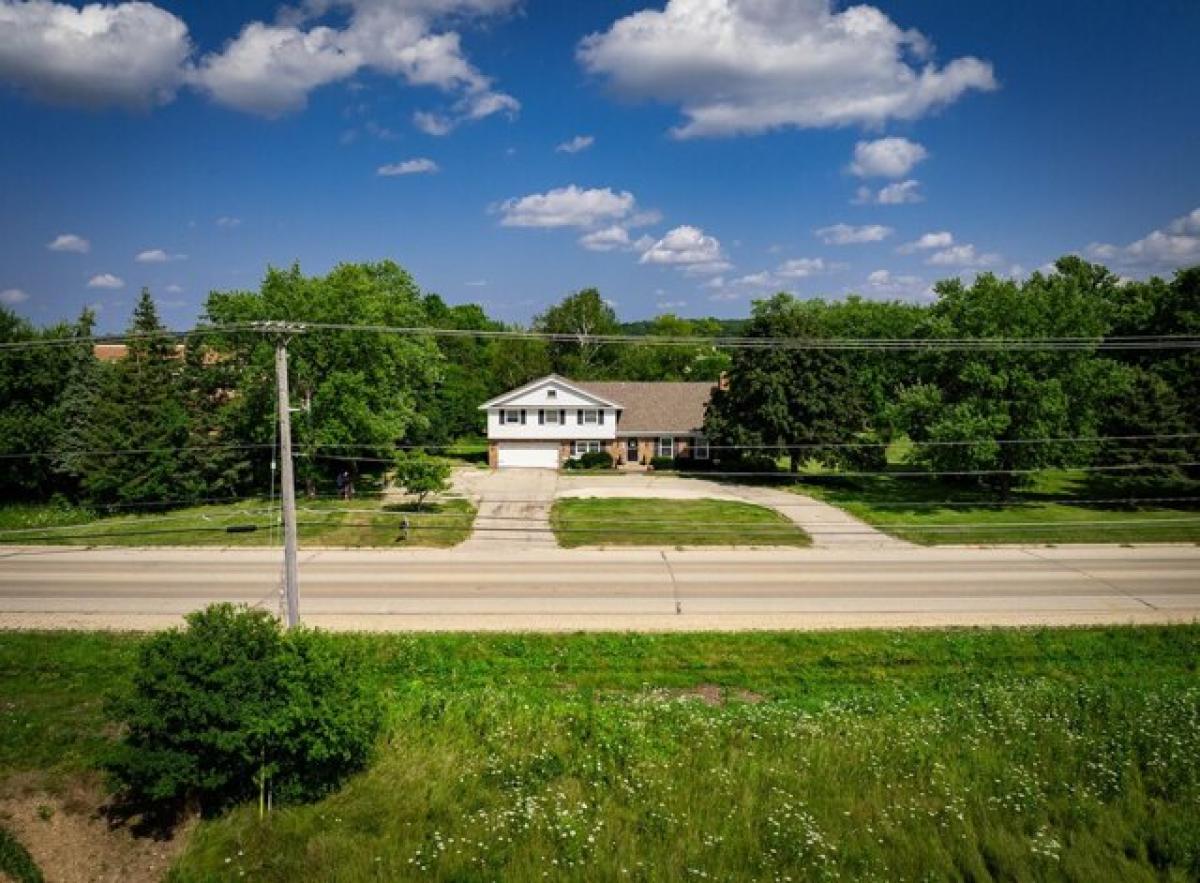 Picture of Home For Sale in Hartland, Wisconsin, United States