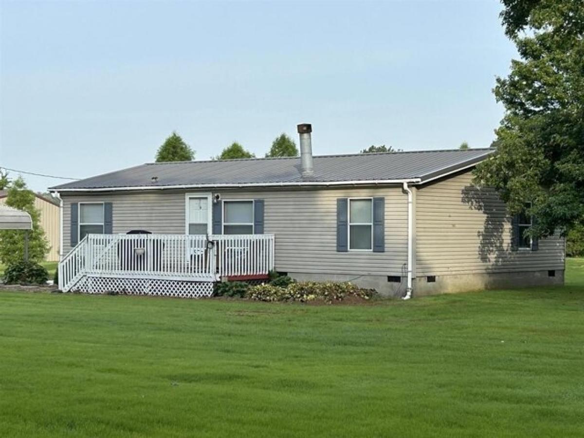 Picture of Home For Sale in Hawesville, Kentucky, United States