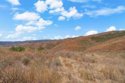 Residential Land For Sale in Castaic, California