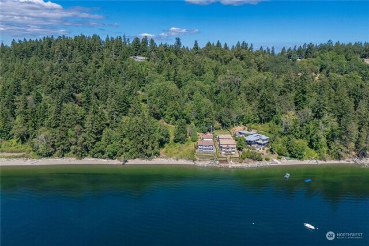 Picture of Residential Land For Sale in Fox Island, Washington, United States