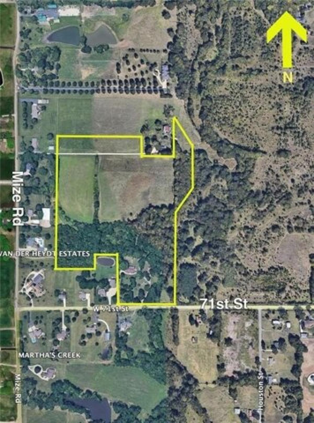 Picture of Residential Land For Sale in Shawnee, Kansas, United States