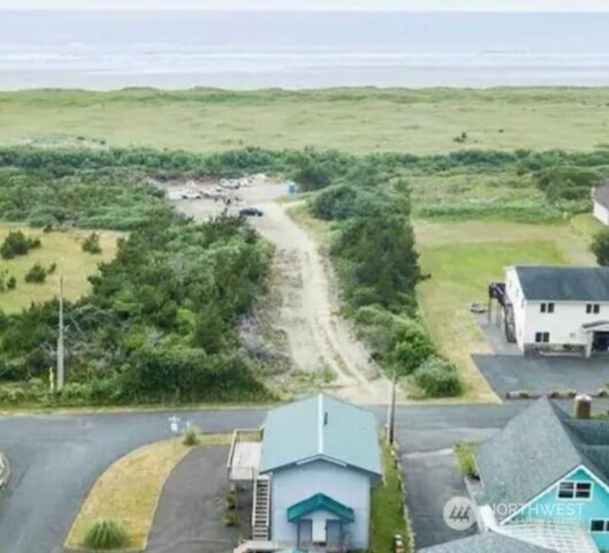 Picture of Residential Land For Sale in Copalis Beach, Washington, United States