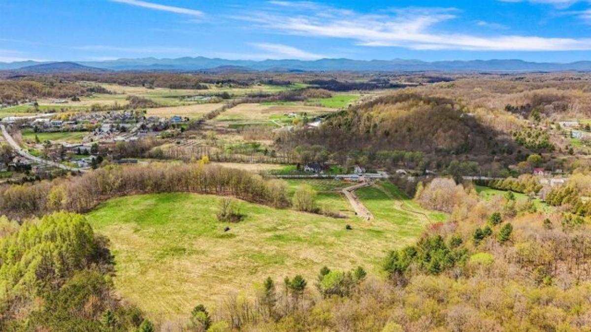 Picture of Residential Land For Sale in Hinesburg, Vermont, United States