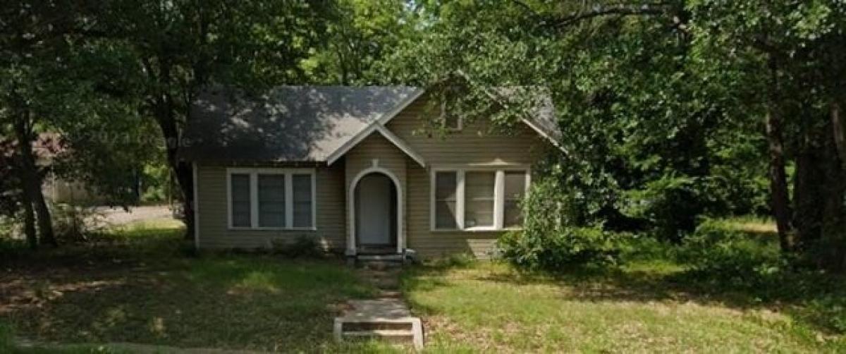 Picture of Home For Sale in Paris, Texas, United States