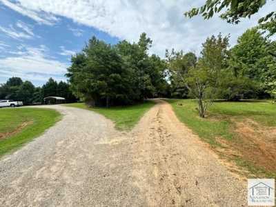 Home For Sale in Ringgold, Virginia