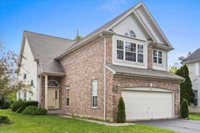 Home For Sale in Glenview, Illinois