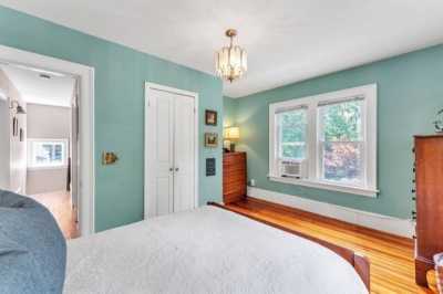 Home For Sale in Longmeadow, Massachusetts