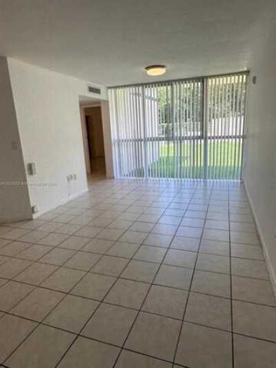 Apartment For Rent in Hialeah, Florida