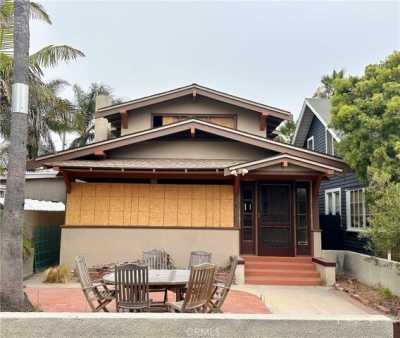 Home For Sale in Hermosa Beach, California