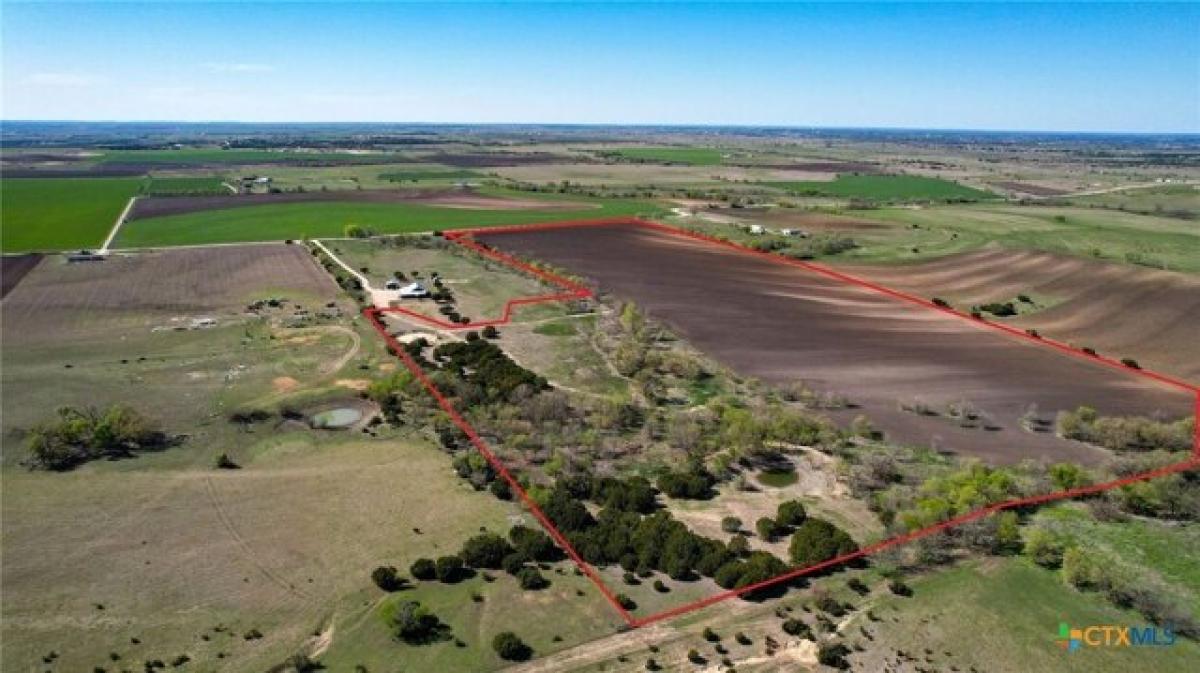 Picture of Residential Land For Sale in Hamilton, Texas, United States