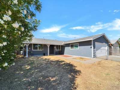 Home For Sale in Rio Linda, California