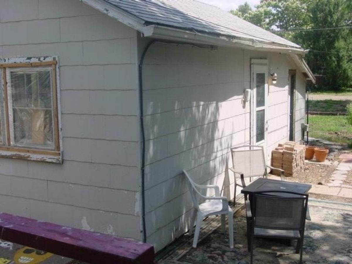 Picture of Home For Sale in Goodland, Kansas, United States