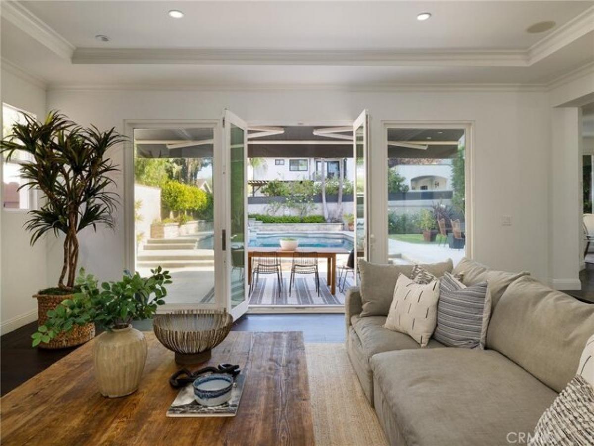 Picture of Home For Sale in Manhattan Beach, California, United States