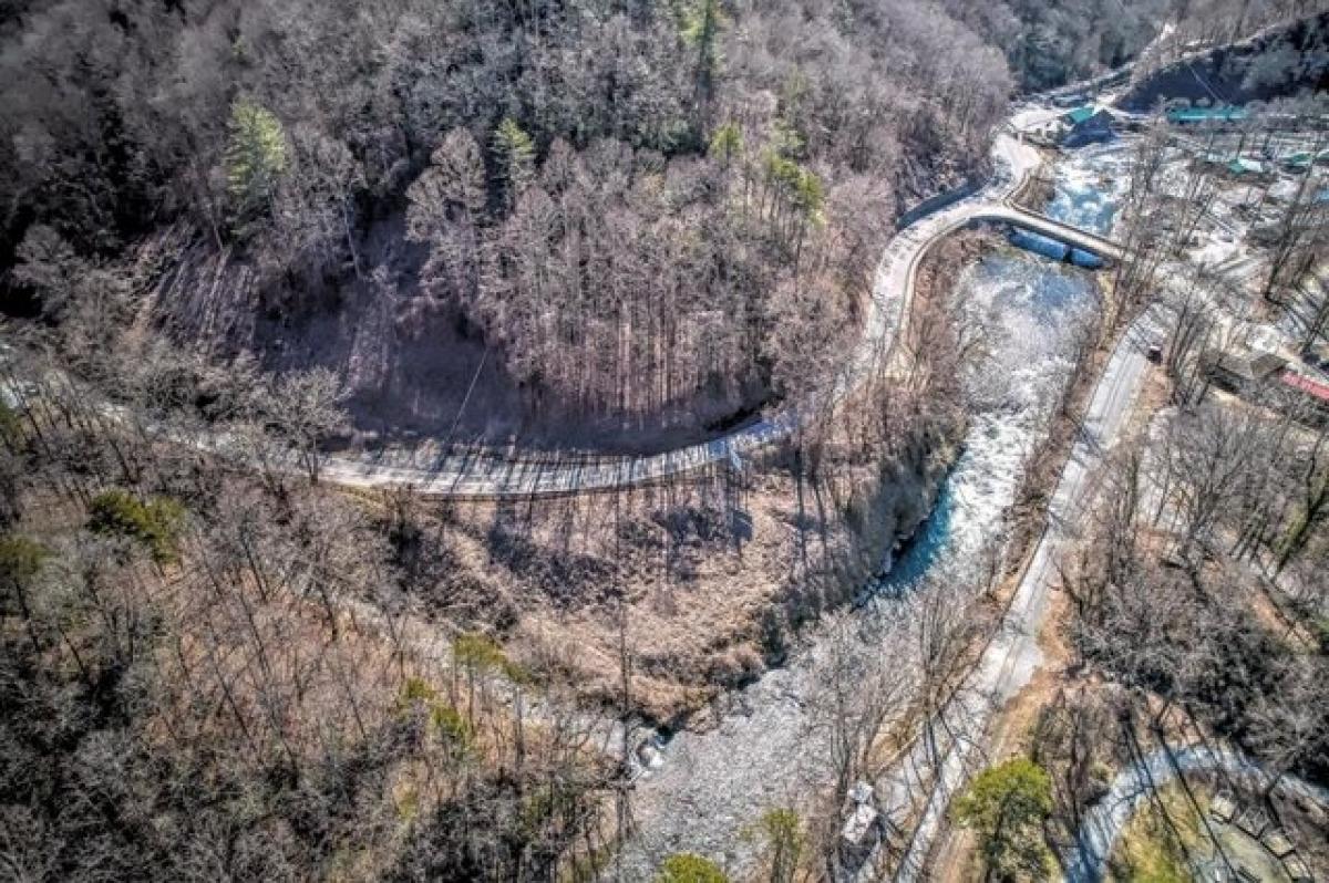 Picture of Residential Land For Sale in Bryson City, North Carolina, United States