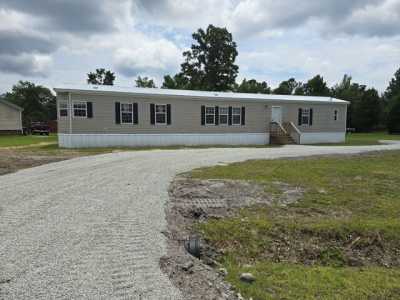 Home For Sale in Bonneau, South Carolina