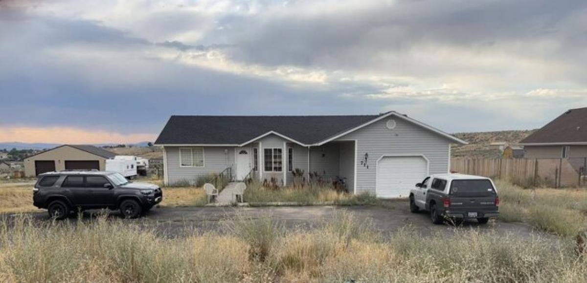 Picture of Home For Sale in Spring Creek, Nevada, United States