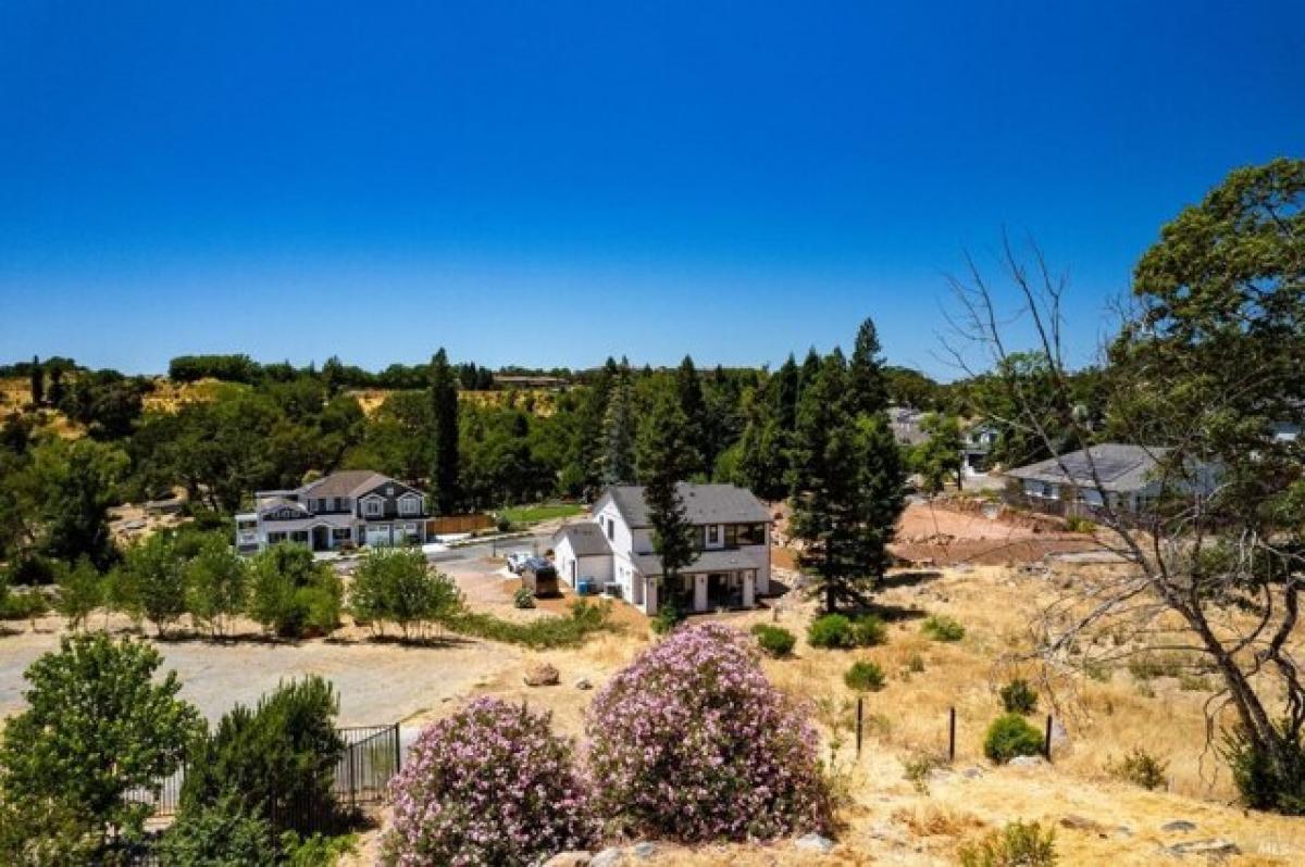 Picture of Residential Land For Sale in Santa Rosa, California, United States