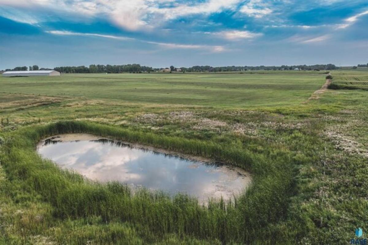 Picture of Residential Land For Sale in Sioux Falls, South Dakota, United States