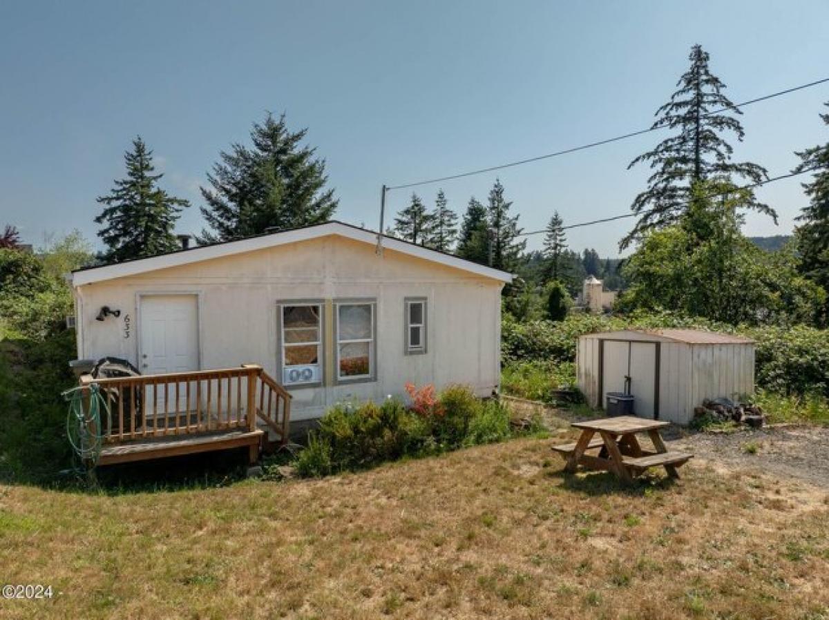 Picture of Home For Sale in Toledo, Oregon, United States