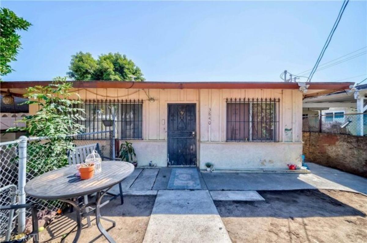 Picture of Home For Sale in El Monte, California, United States