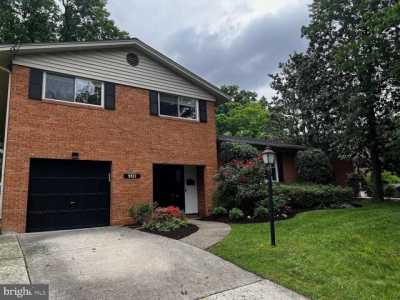 Home For Rent in Bethesda, Maryland