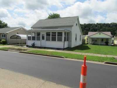 Home For Sale in Guttenberg, Iowa