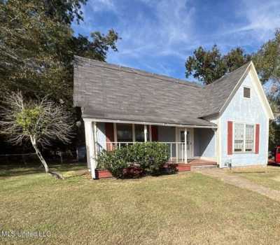 Home For Sale in Laurel, Mississippi