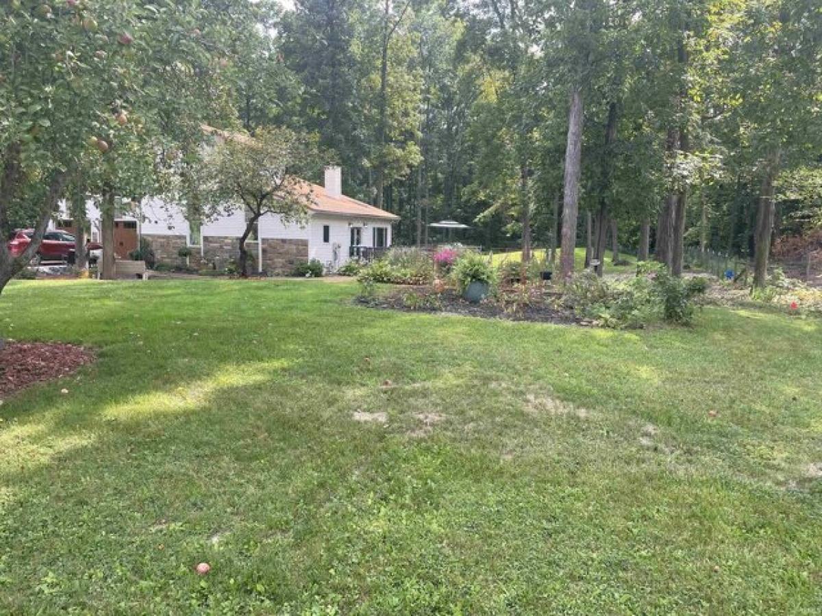 Picture of Home For Sale in Goshen, Indiana, United States