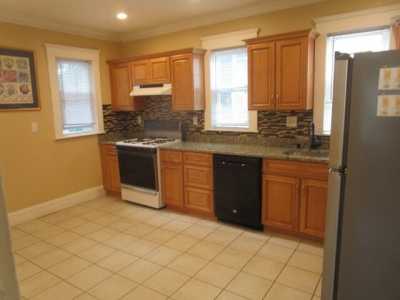 Apartment For Rent in Arlington, Massachusetts