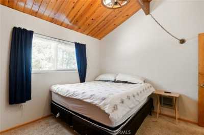 Home For Sale in Rimforest, California