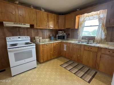 Home For Sale in Mosheim, Tennessee