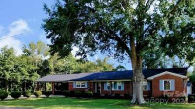 Home For Sale in Cramerton, North Carolina