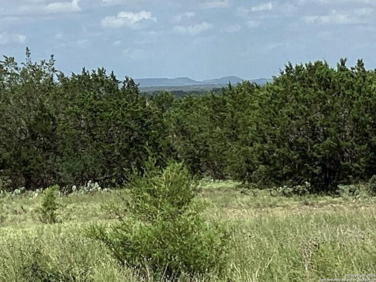 Picture of Residential Land For Sale in Boerne, Texas, United States