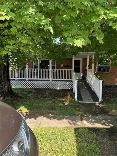 Home For Sale in Dunbar, West Virginia