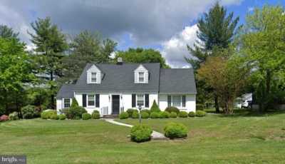 Home For Sale in Sewell, New Jersey