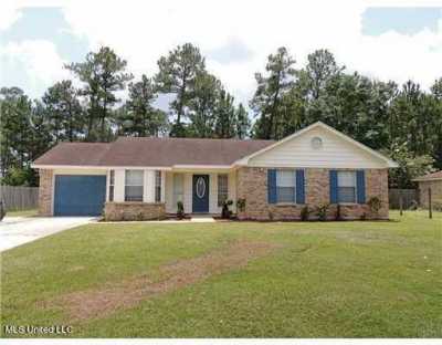 Home For Rent in Gautier, Mississippi