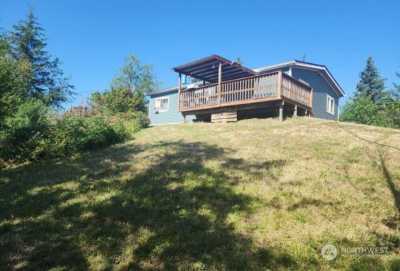 Home For Sale in Eatonville, Washington