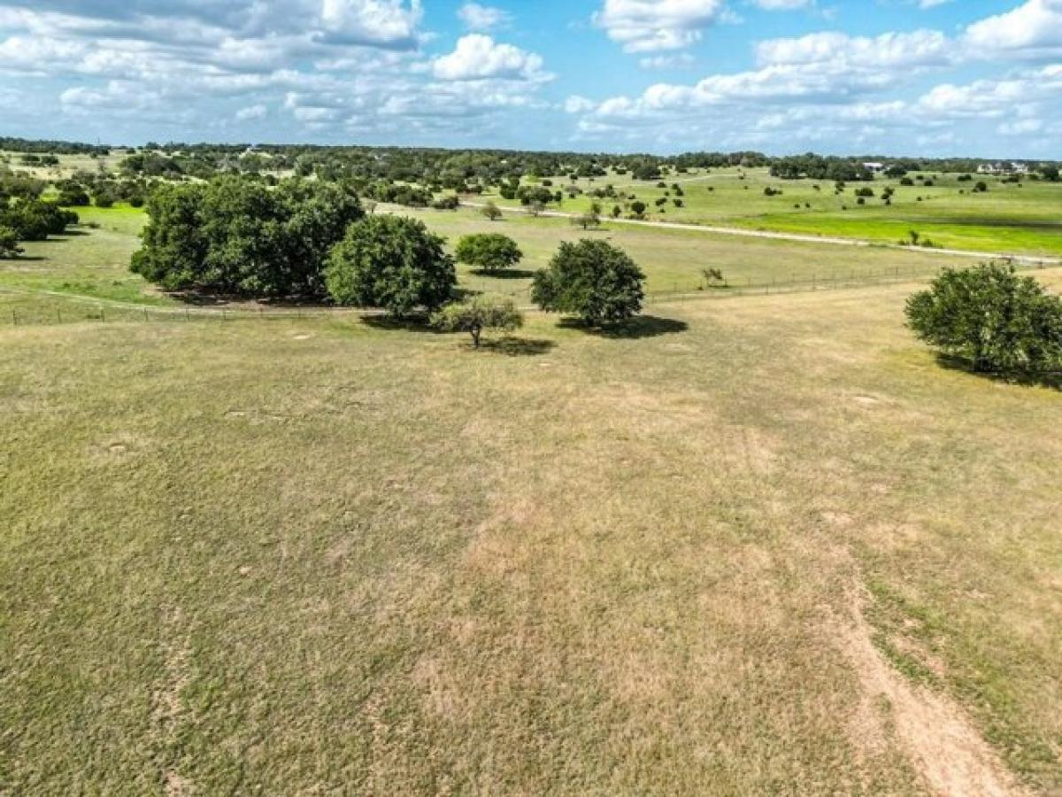 Picture of Residential Land For Sale in Briggs, Texas, United States