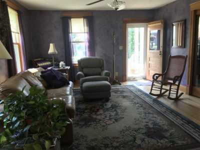 Home For Sale in Elizabeth, Illinois