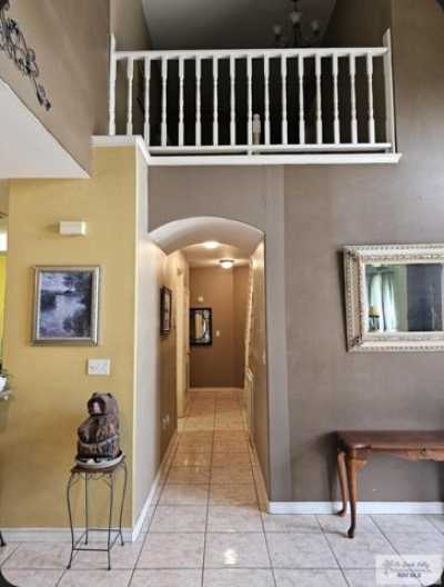 Home For Sale in Los Fresnos, Texas