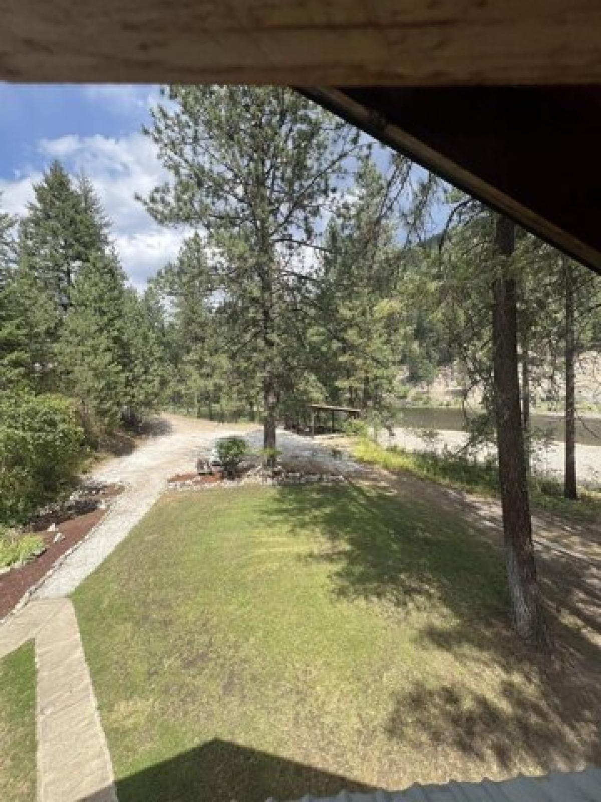 Picture of Home For Sale in Kettle Falls, Washington, United States