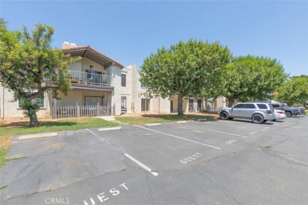 Picture of Home For Sale in Calimesa, California, United States