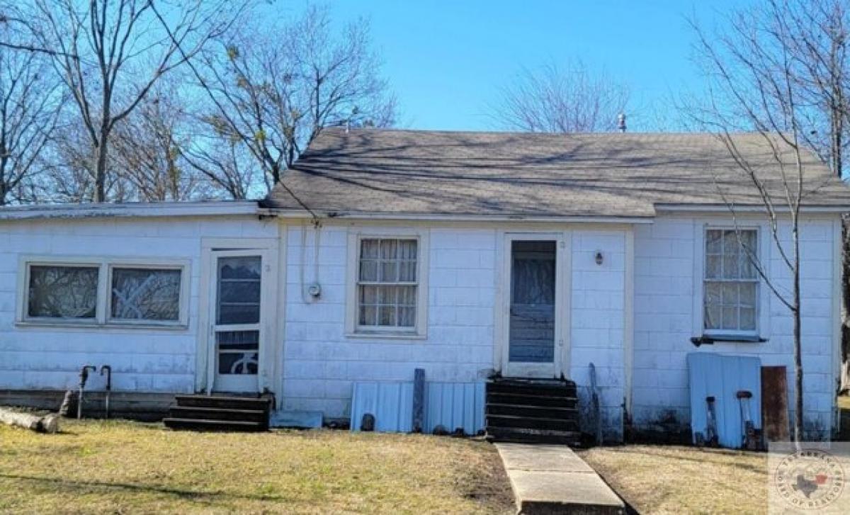 Picture of Home For Sale in Clarksville, Texas, United States